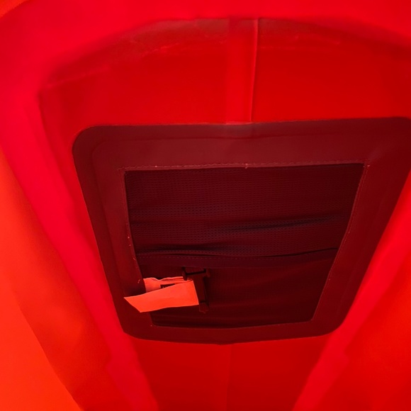 MEC Raptor 10 Dry pack (NWT) - Picture 3 of 5